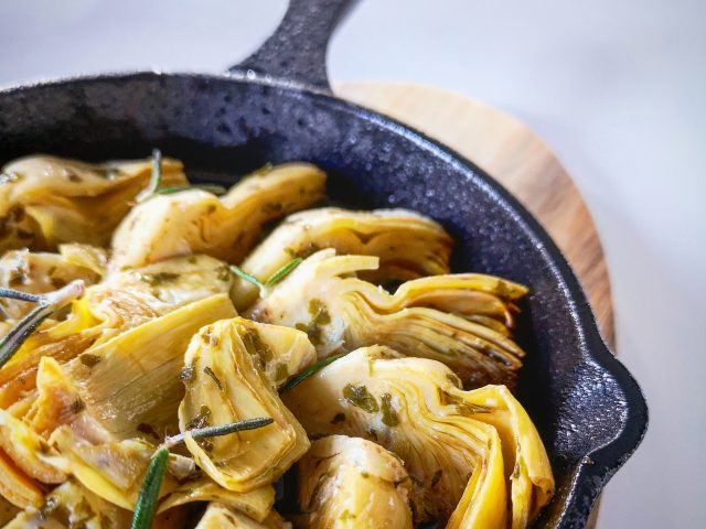 Baked artichokes